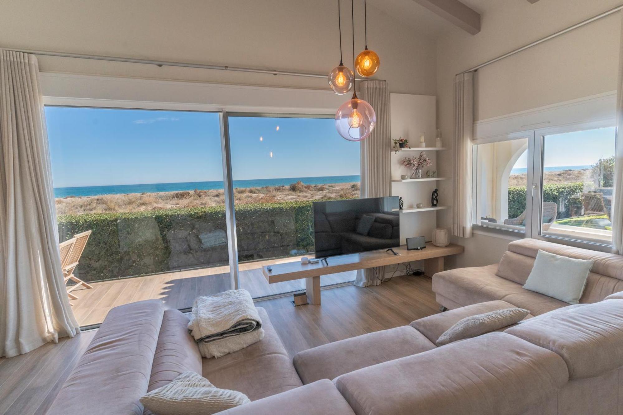 Exquisita Villa Frente Al Mar Σαγούντο Εξωτερικό φωτογραφία
