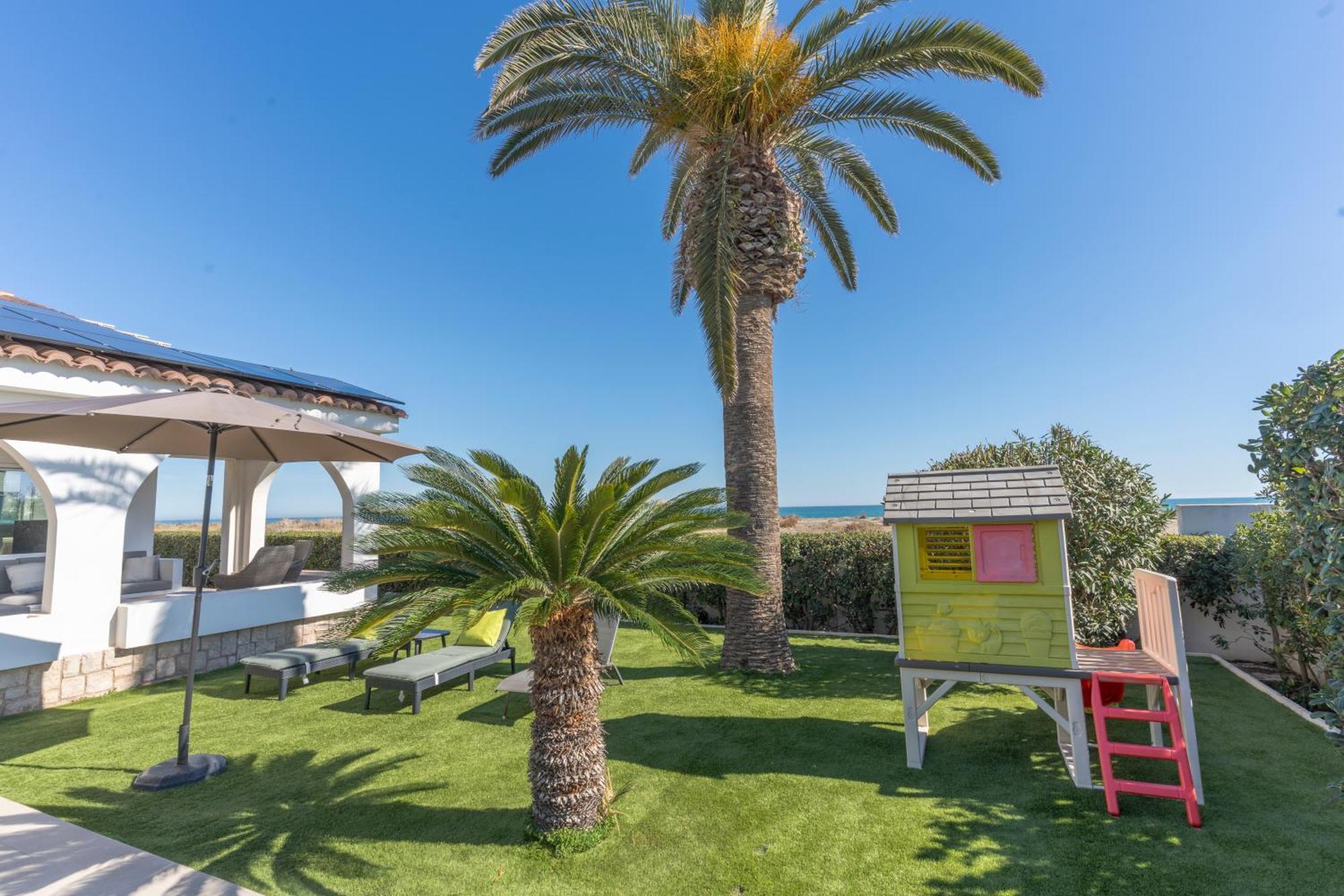 Exquisita Villa Frente Al Mar Σαγούντο Εξωτερικό φωτογραφία