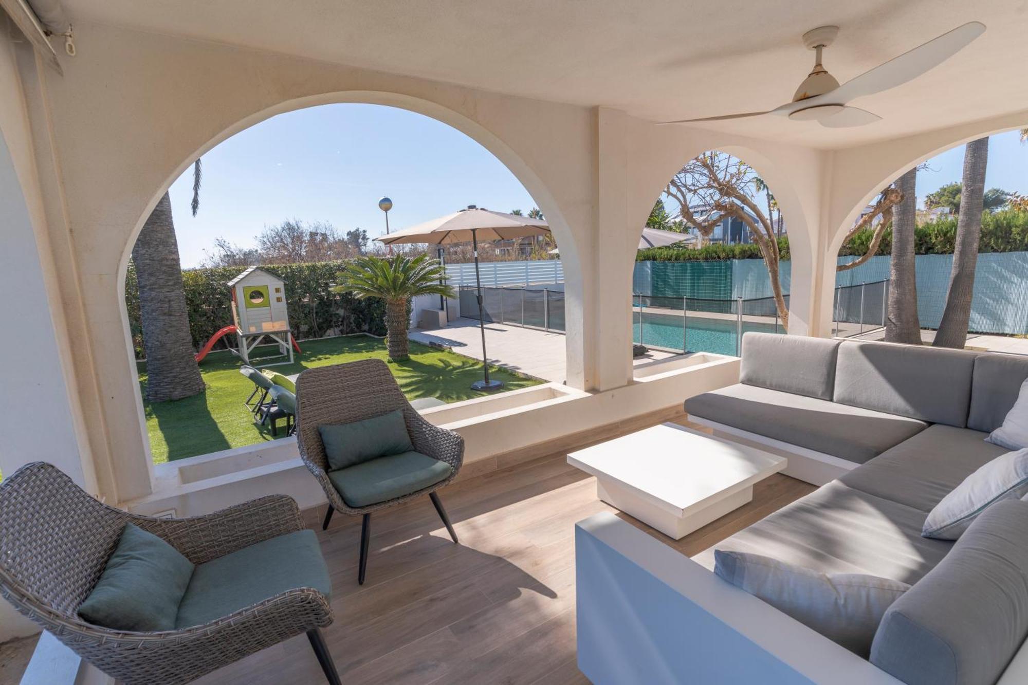 Exquisita Villa Frente Al Mar Σαγούντο Εξωτερικό φωτογραφία
