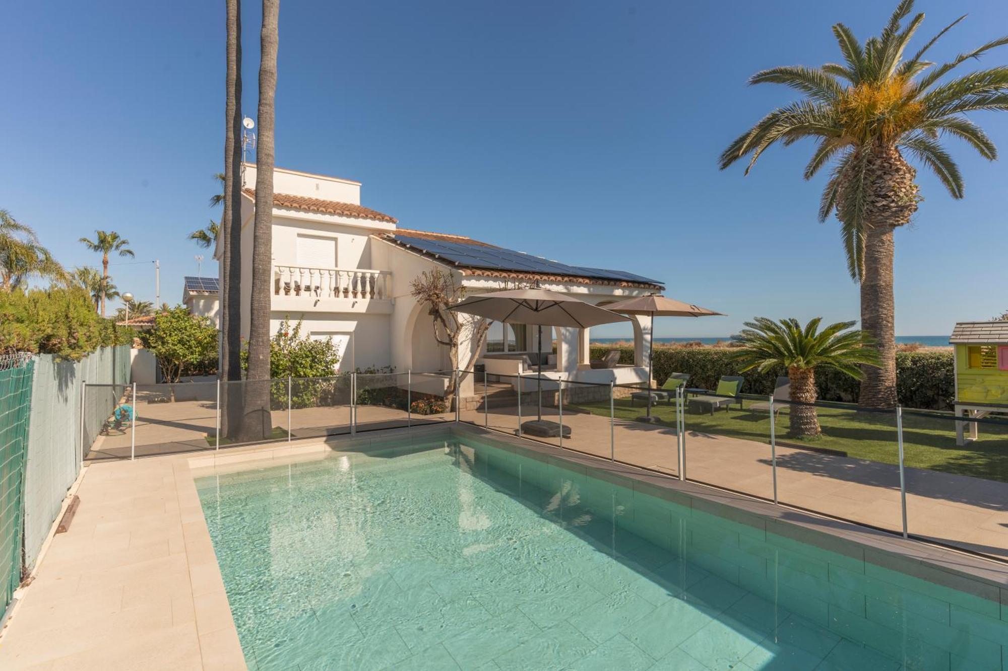 Exquisita Villa Frente Al Mar Σαγούντο Εξωτερικό φωτογραφία