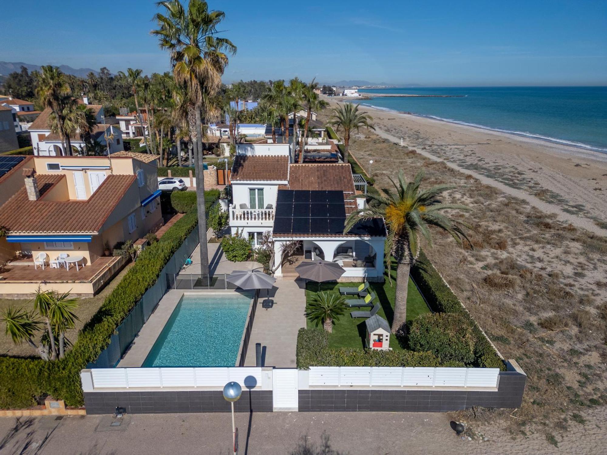 Exquisita Villa Frente Al Mar Σαγούντο Εξωτερικό φωτογραφία