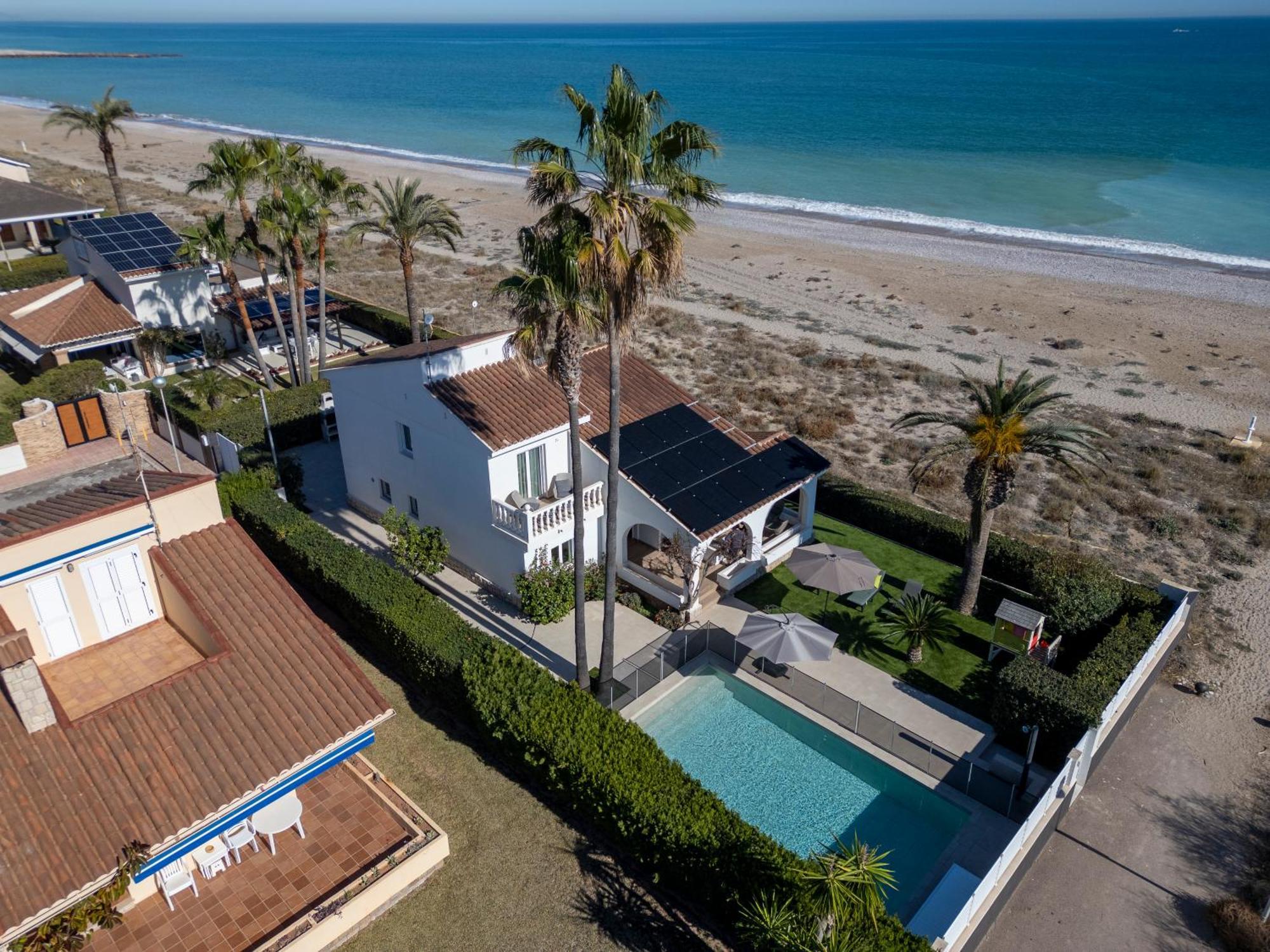 Exquisita Villa Frente Al Mar Σαγούντο Εξωτερικό φωτογραφία